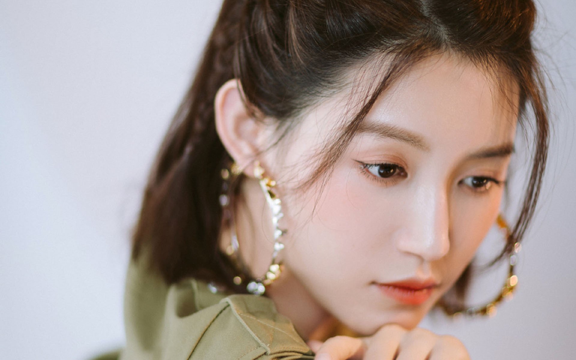 “中国女足与海外球队友谊赛,展示竞技水平”,中国女足在国际足联的世界排名